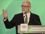 Ipocrizie politică: UDMR o întoarce ca-n giratoriu după ce a votat mărirea taxelor