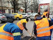 A început marea „cârpeală” în București