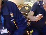 Agenți de pază din cimitirul Sectorului 3 București surprinși la o dușcă printre morminte!