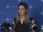 Ministra USR intră în „război” cu ciocanul de marcat