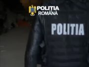 Au cumpărat telefoane cu bani falși