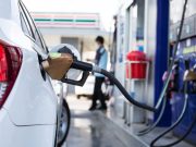 Guvernul ar putea bloca creșterea prețului la motorină și benzină