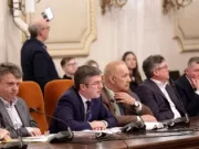 Asta lipsea! Românii strâng cureaua, guvernanții dublează promovarea turistică