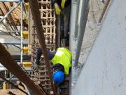 Sală de sport și un nou corp de școală, în Sectorul 4