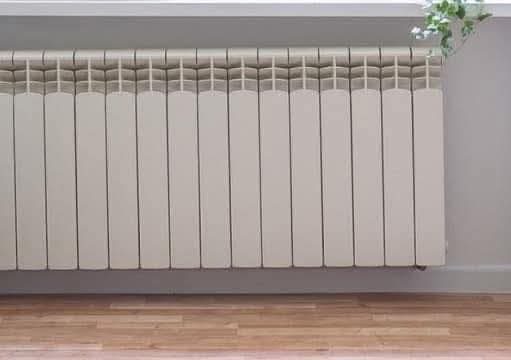 Termoenergetica anunță că a oprit căldura. Bucureștenii: „Perfect, s-a oprit ce nu era”