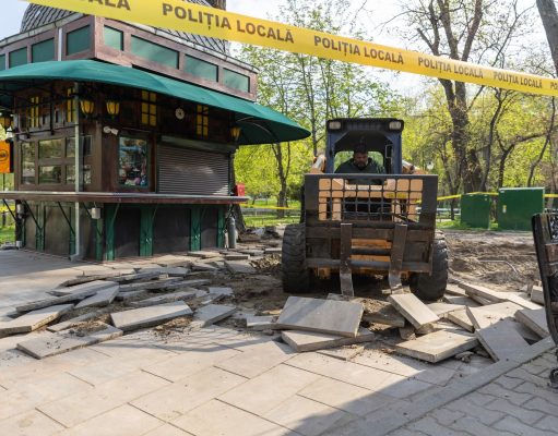 Demolări în Cișmigiu